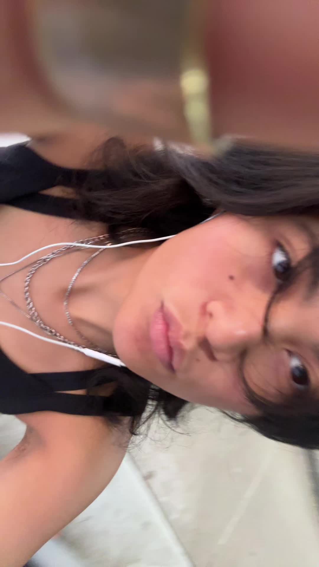 @Adriana