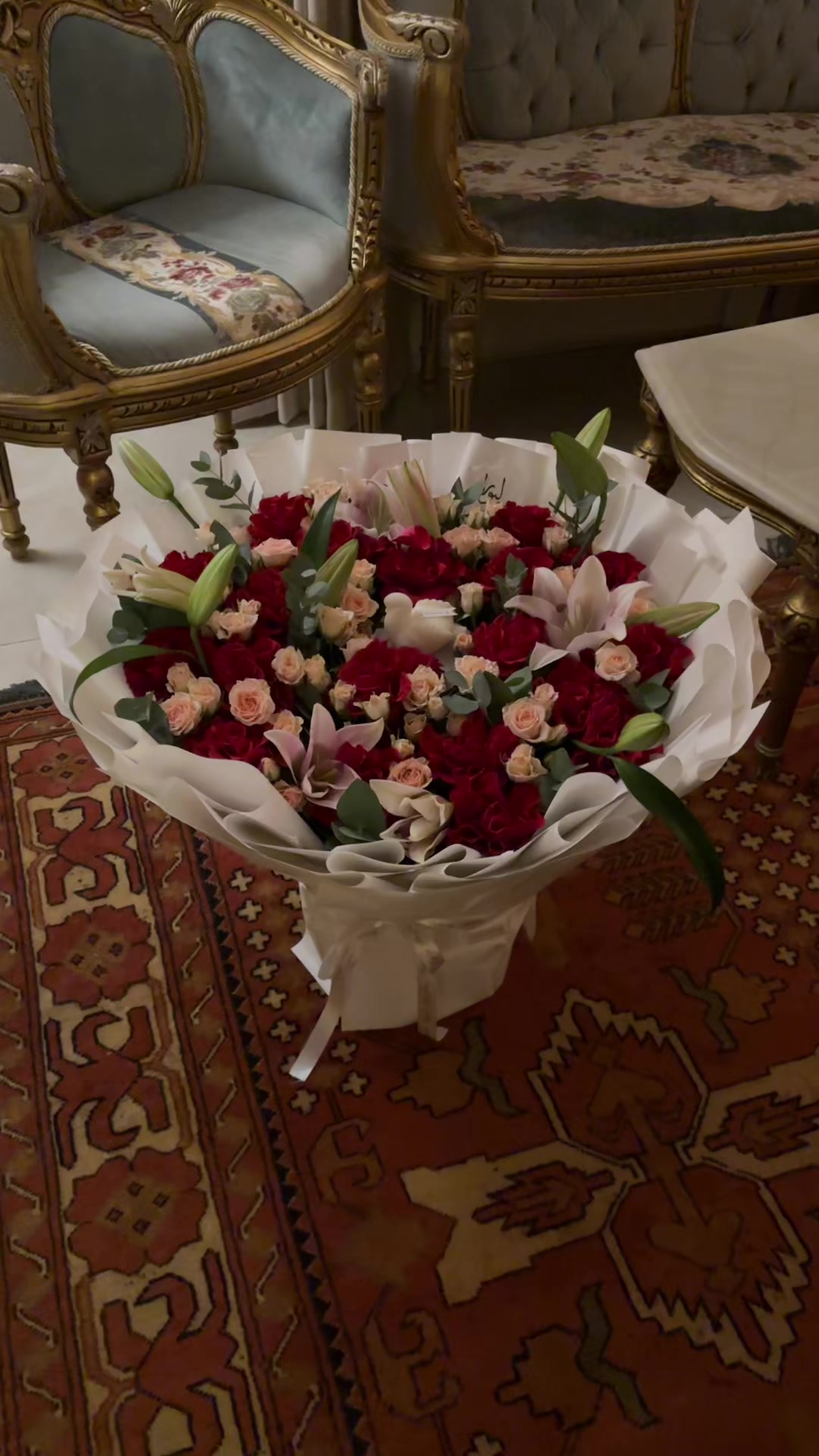 @LYORA FLOWERS | ليورا