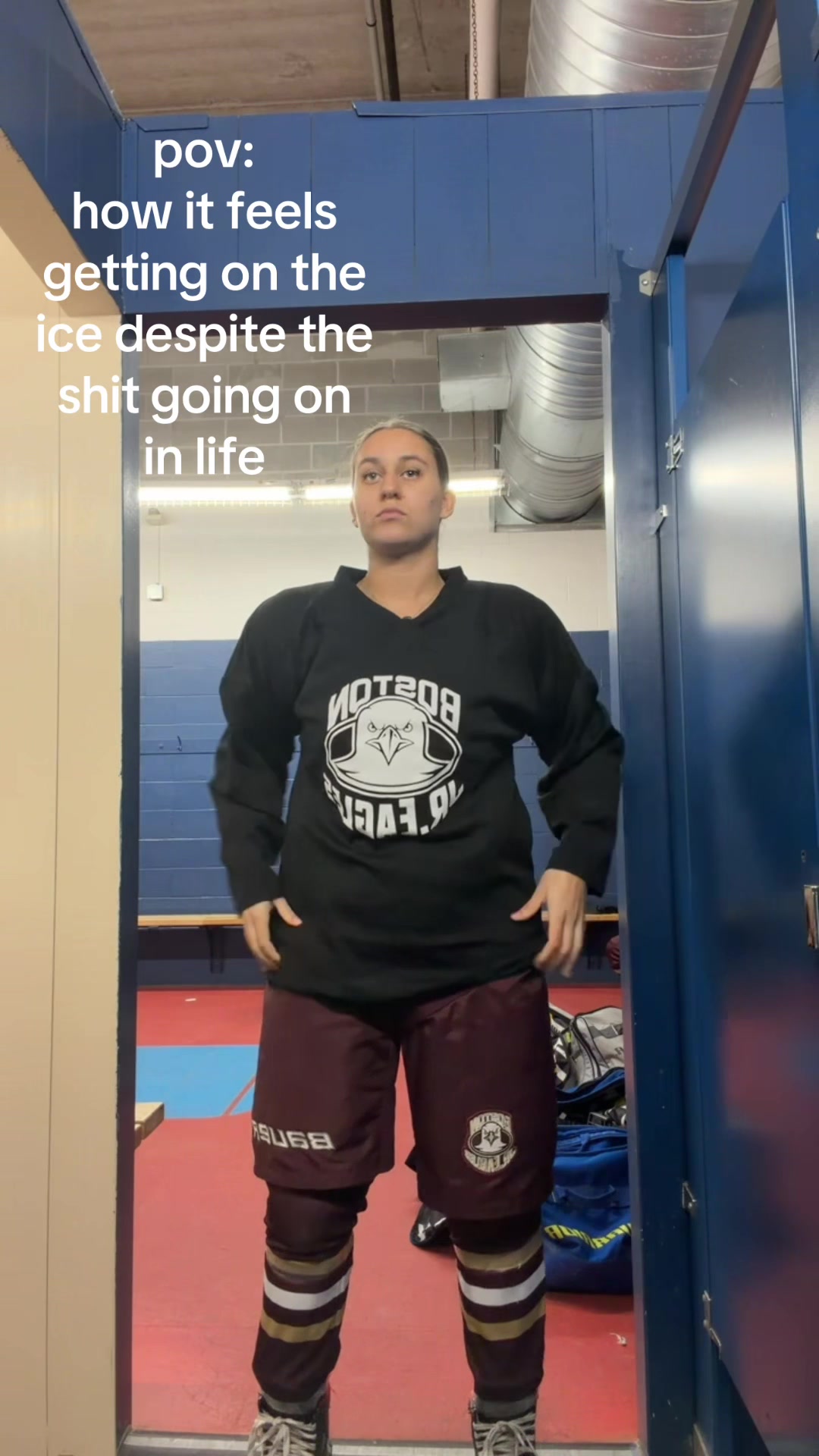 @???