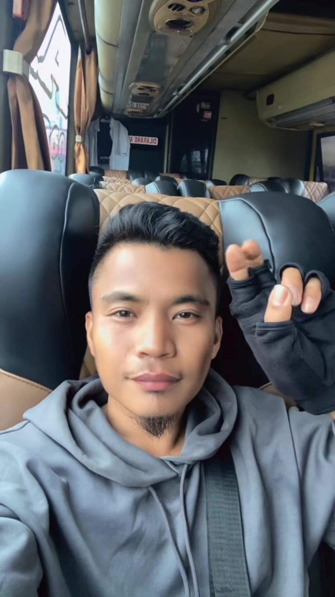 @Zani
