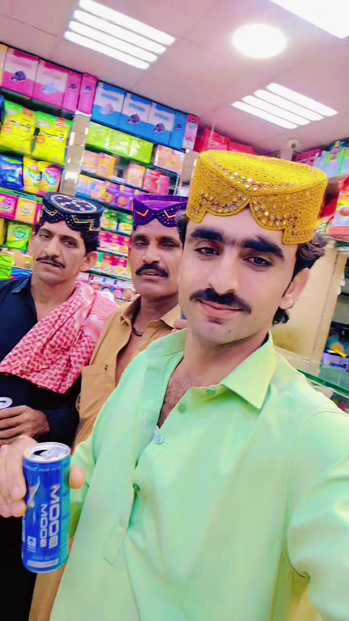 @🇦🇪✈️🇵🇰کنگ بوس سرور جکرانی