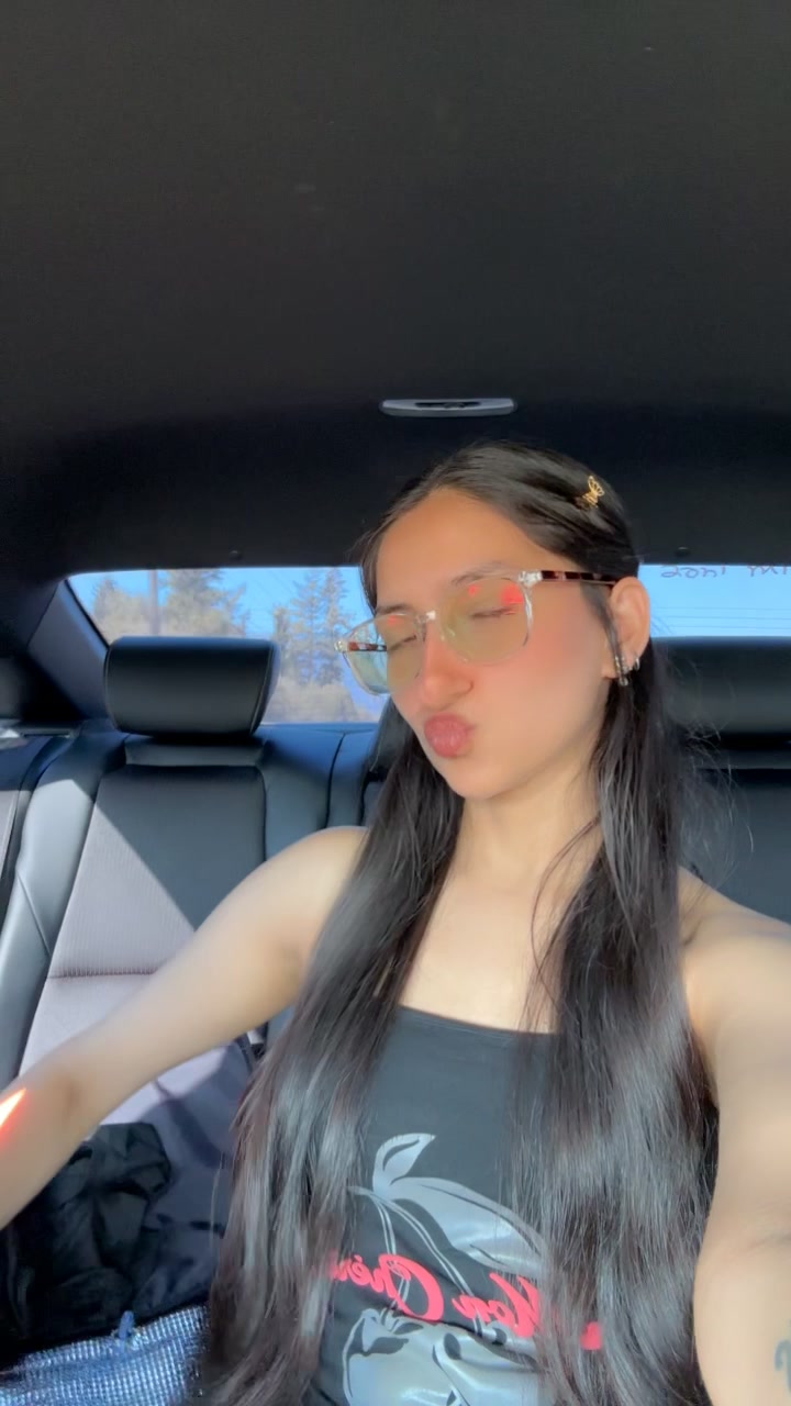 @Titiksha Gaur💙🫰🏻🦋