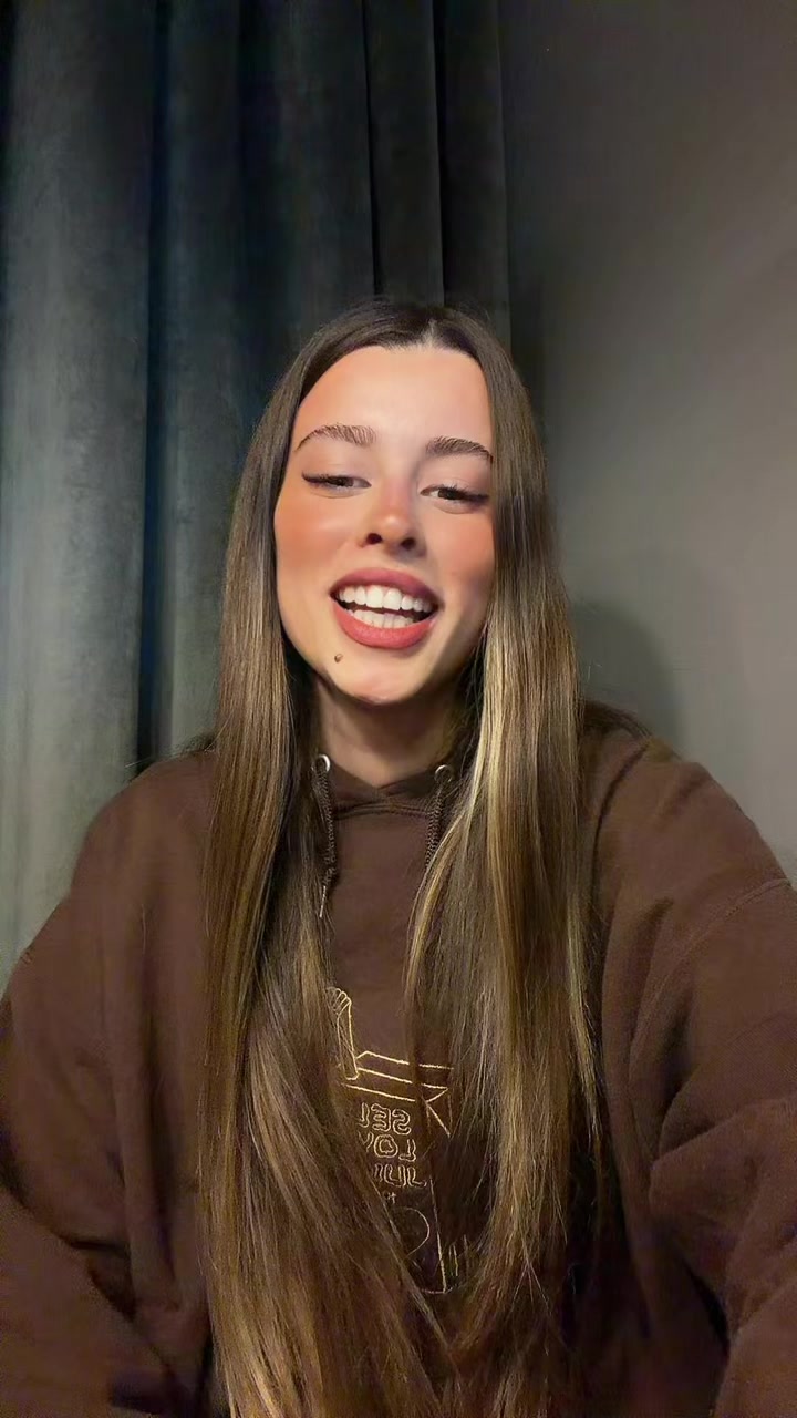 @Ana Zuñiga