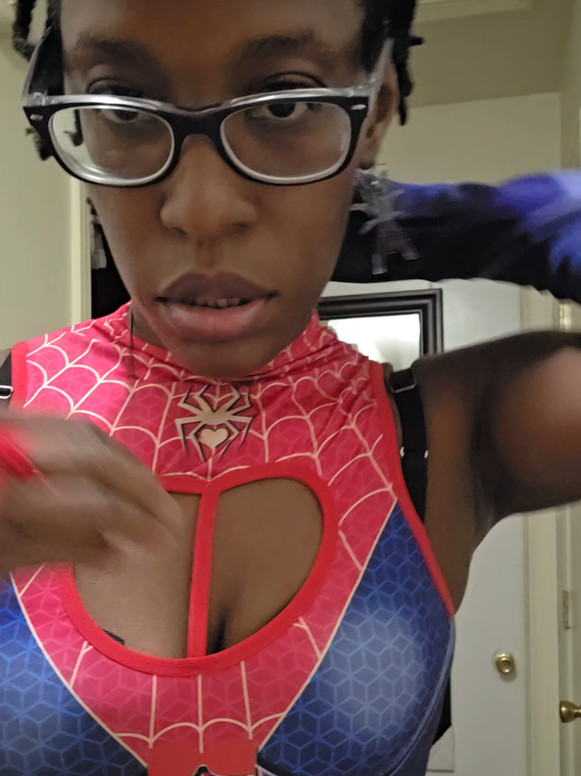@Vanniecon