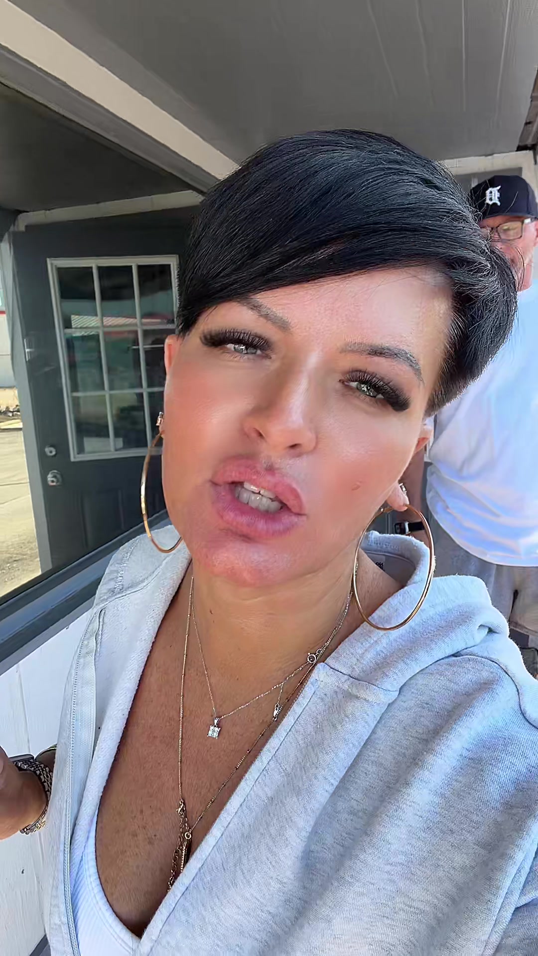 @Crystalgoins2