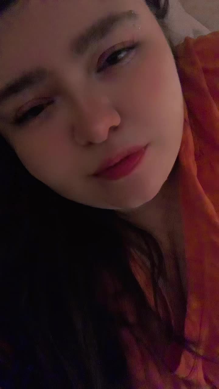 @FluffiBuniTushie