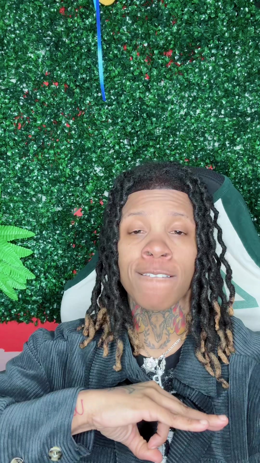 @Roethegoat🐐