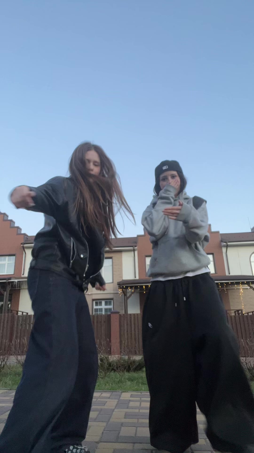 @kioekii