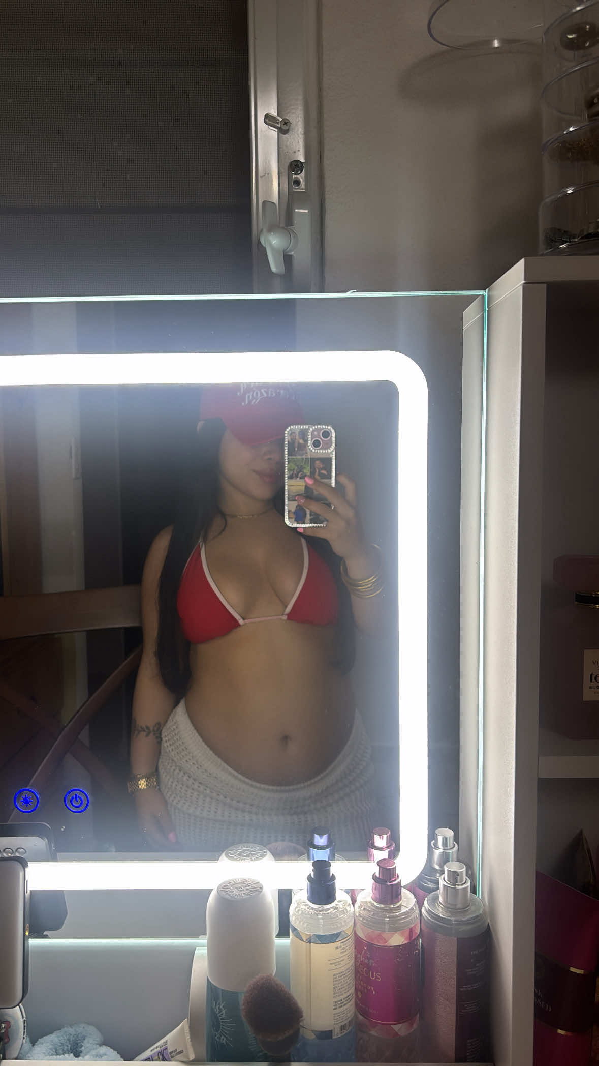 @danieliz