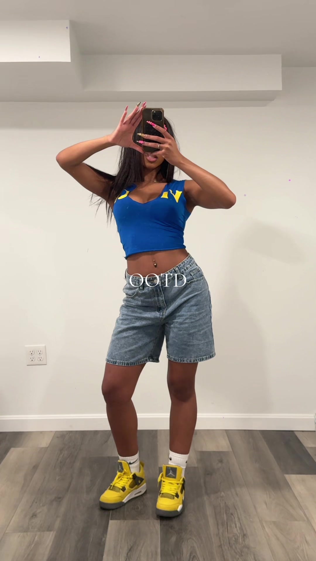 @ciara