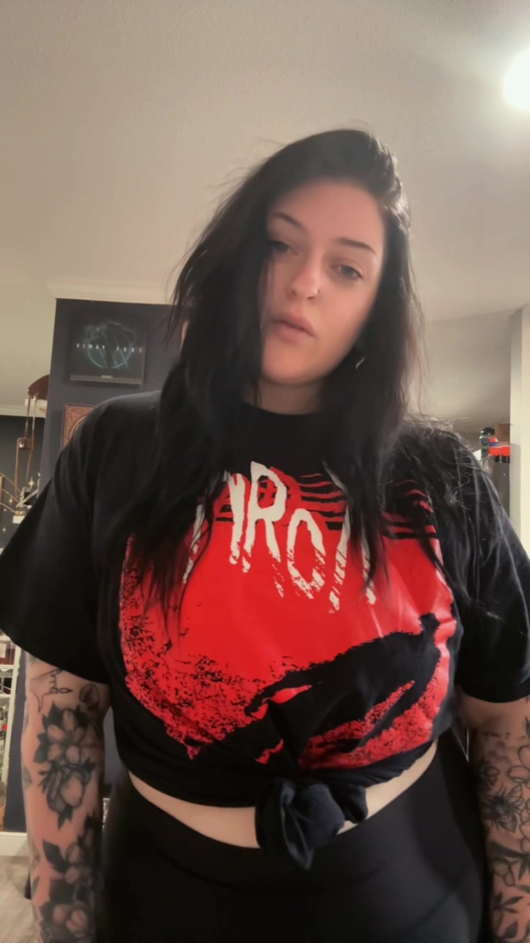 @Gothicccccc