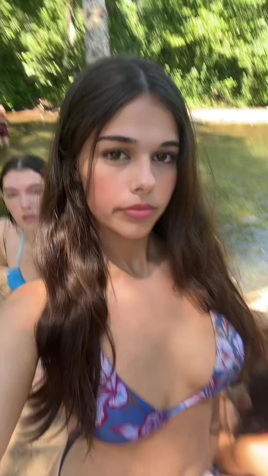@alexis