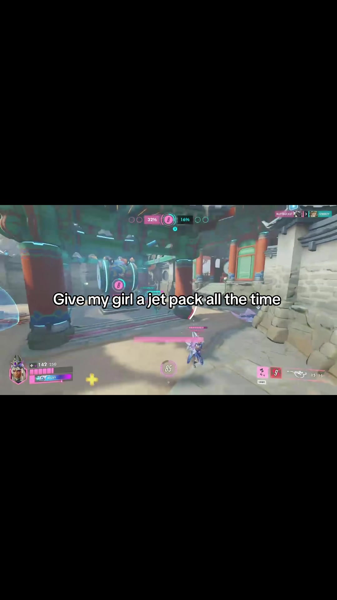 @r0zey_