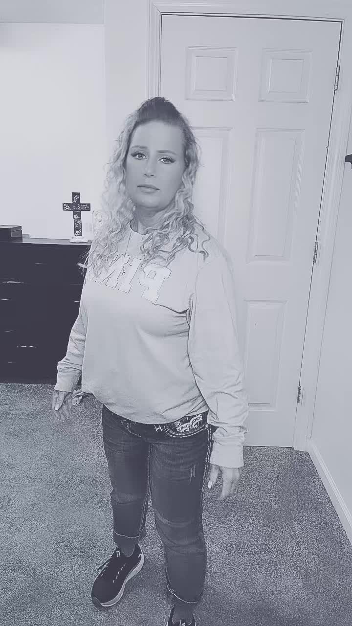 @✝️ тαηєкα ✝️