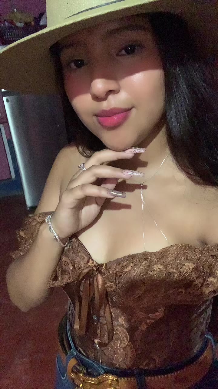@emi👸❤️