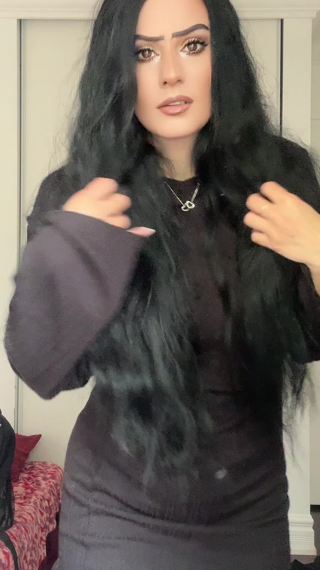 @Sia