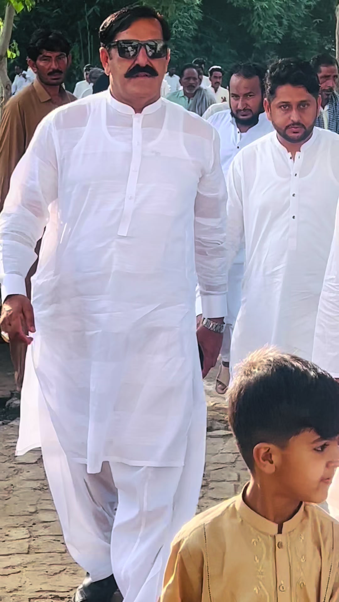 @Ch Nadeem Sarwar Midhana