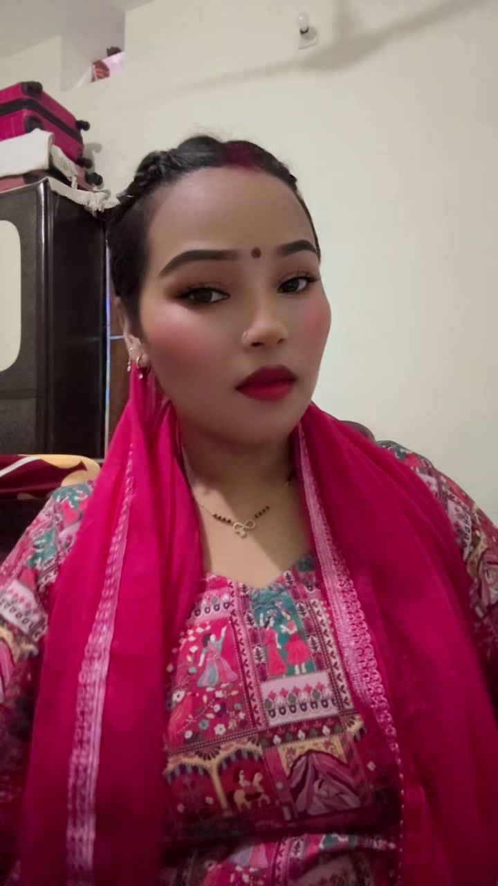 @strong girl 🫰 love you Mom 🤱
