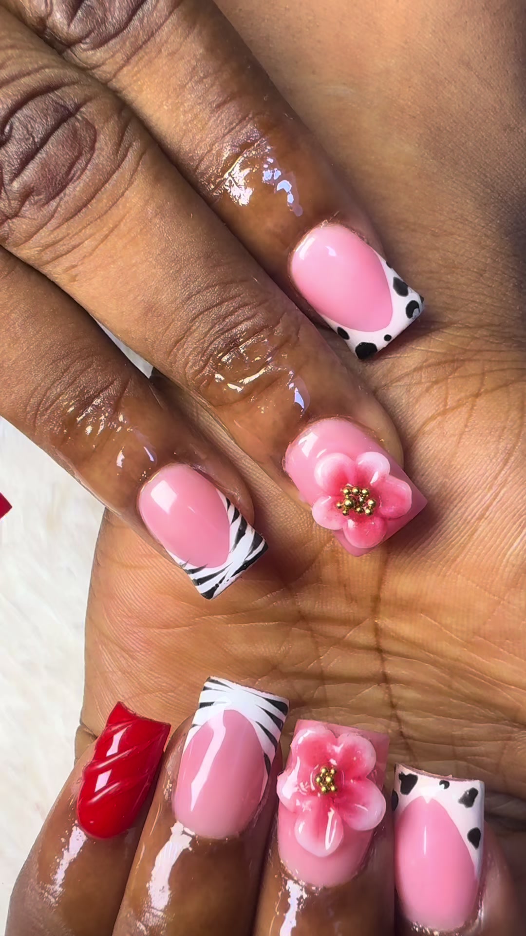@ENUGU NAIL / CLUSTER LASH TECH