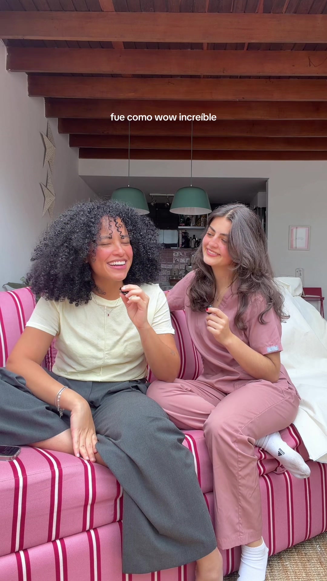 @Ana 👩🏻 y Virginia 👩🏾&zwj;🦱