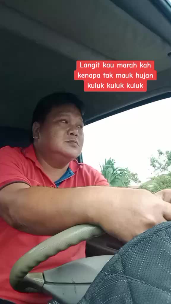 @Awan awan Gelap☁️🌨️🌧️💨