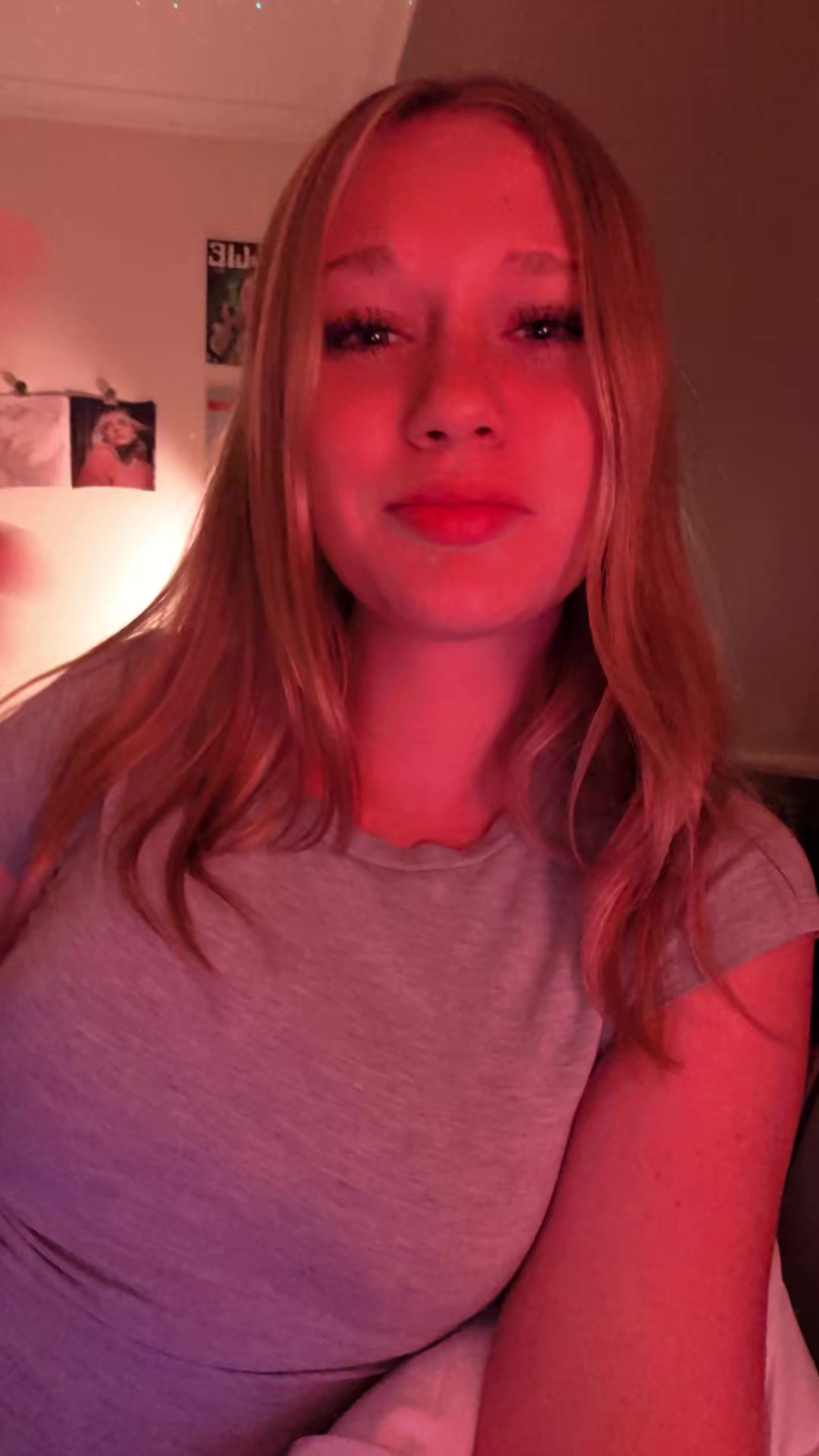 @ellaa🕸️