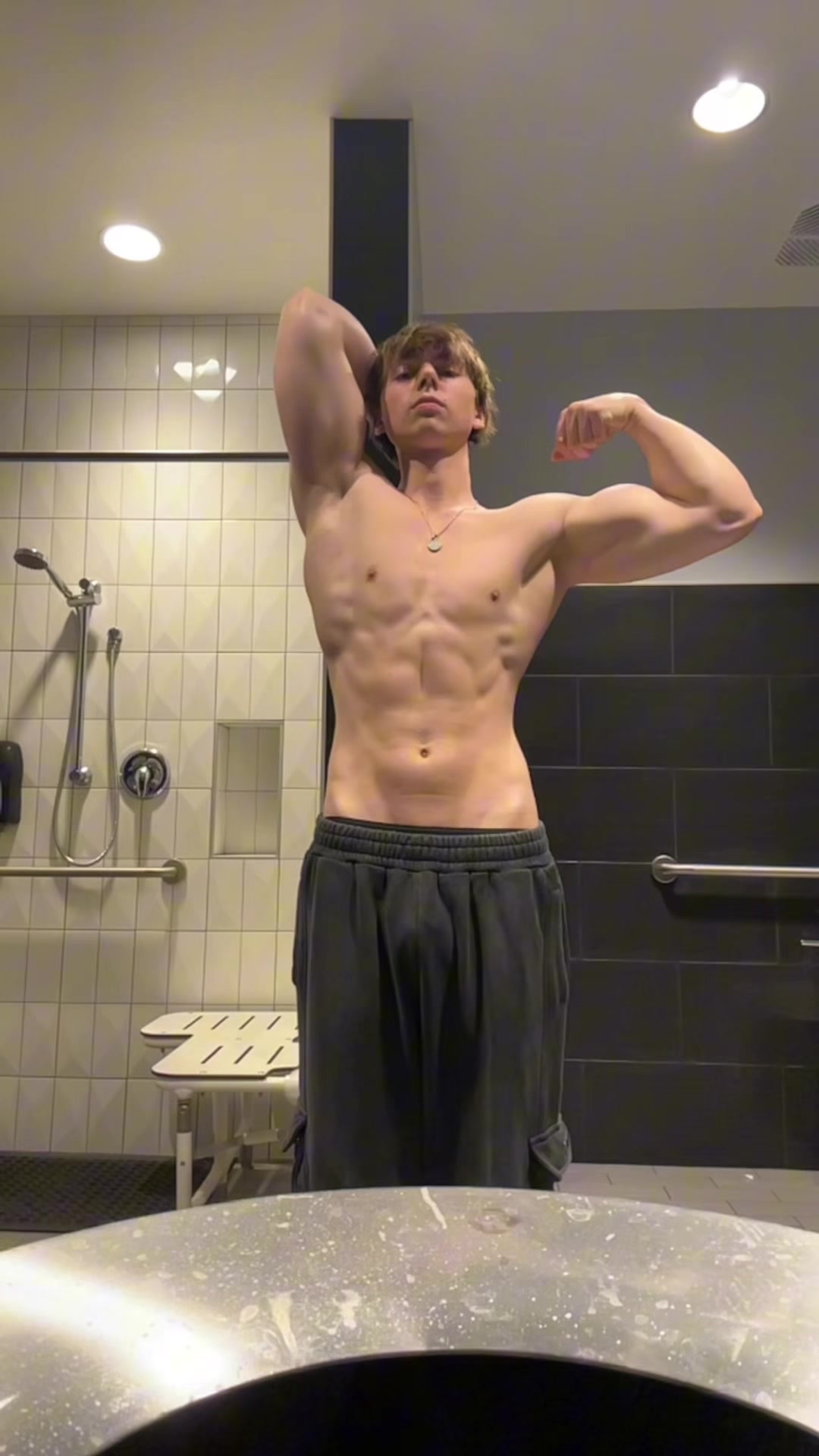 @LumMayLift