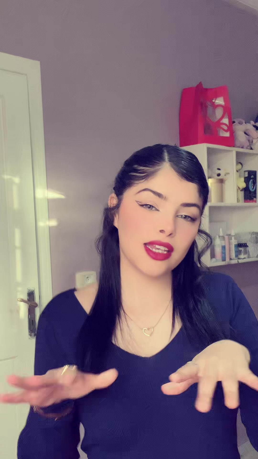 @eya_is
