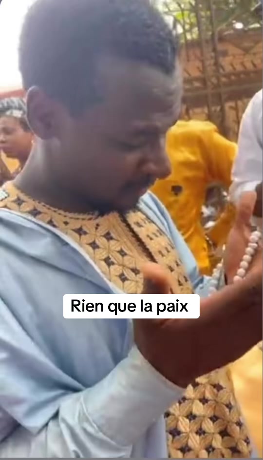 @MONSIEUR NAH PON