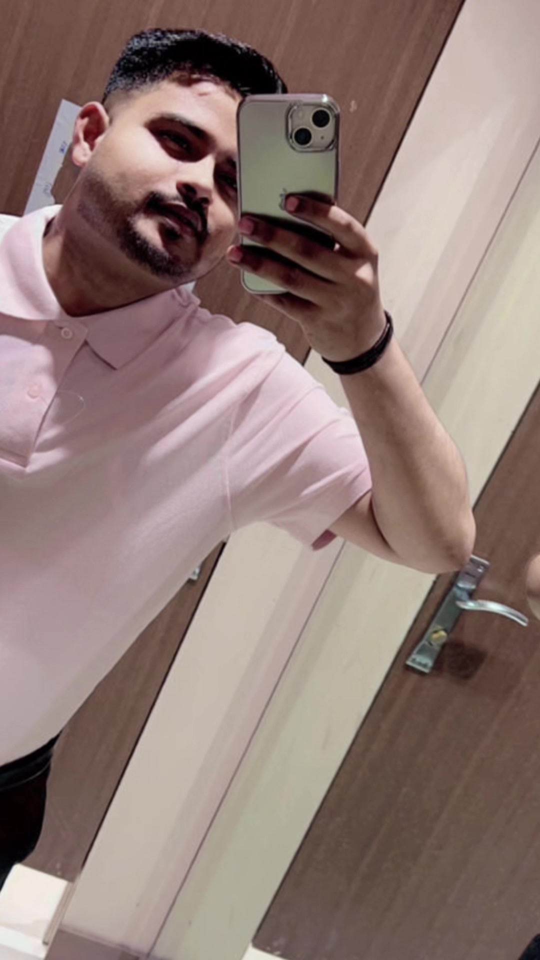 @Arian Riyaz