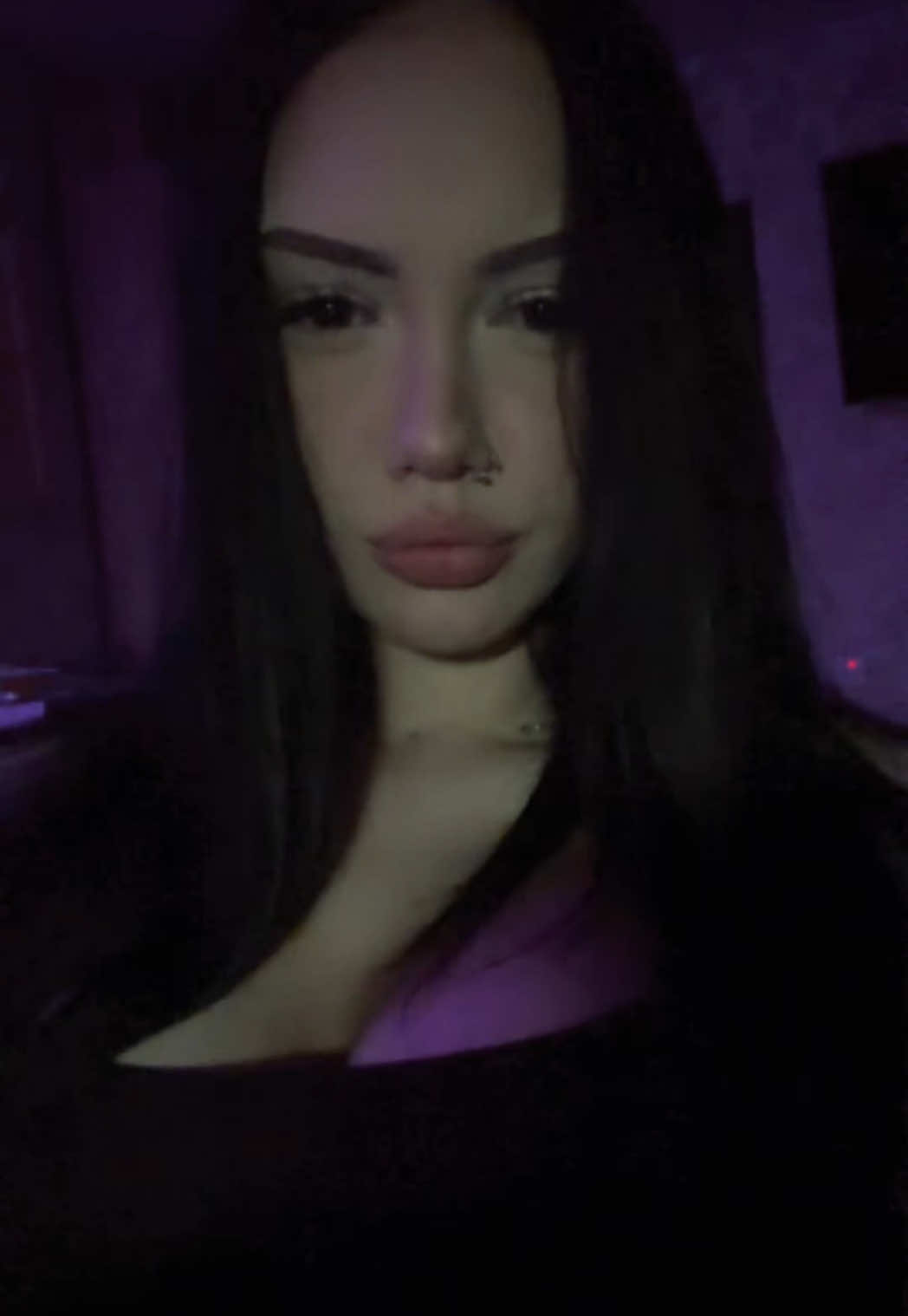 @настя хенни