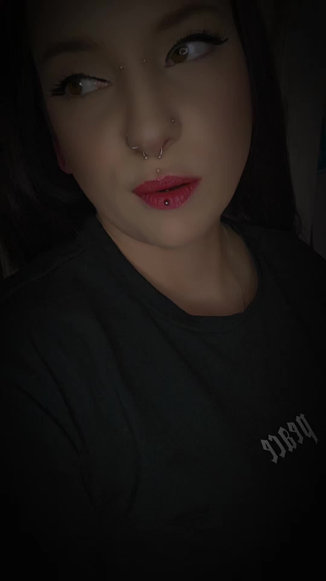 @𝓐𝓷𝓷𝓲 🖤