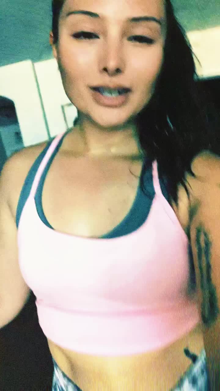 @Box queen👸🏽 🤎📦🚚📦🤎👸🏽