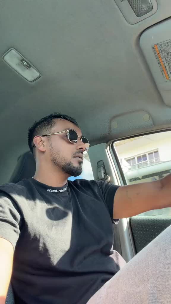 @shafikausmaly