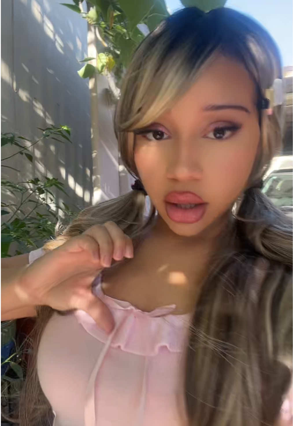 @Divine Doll 🧁