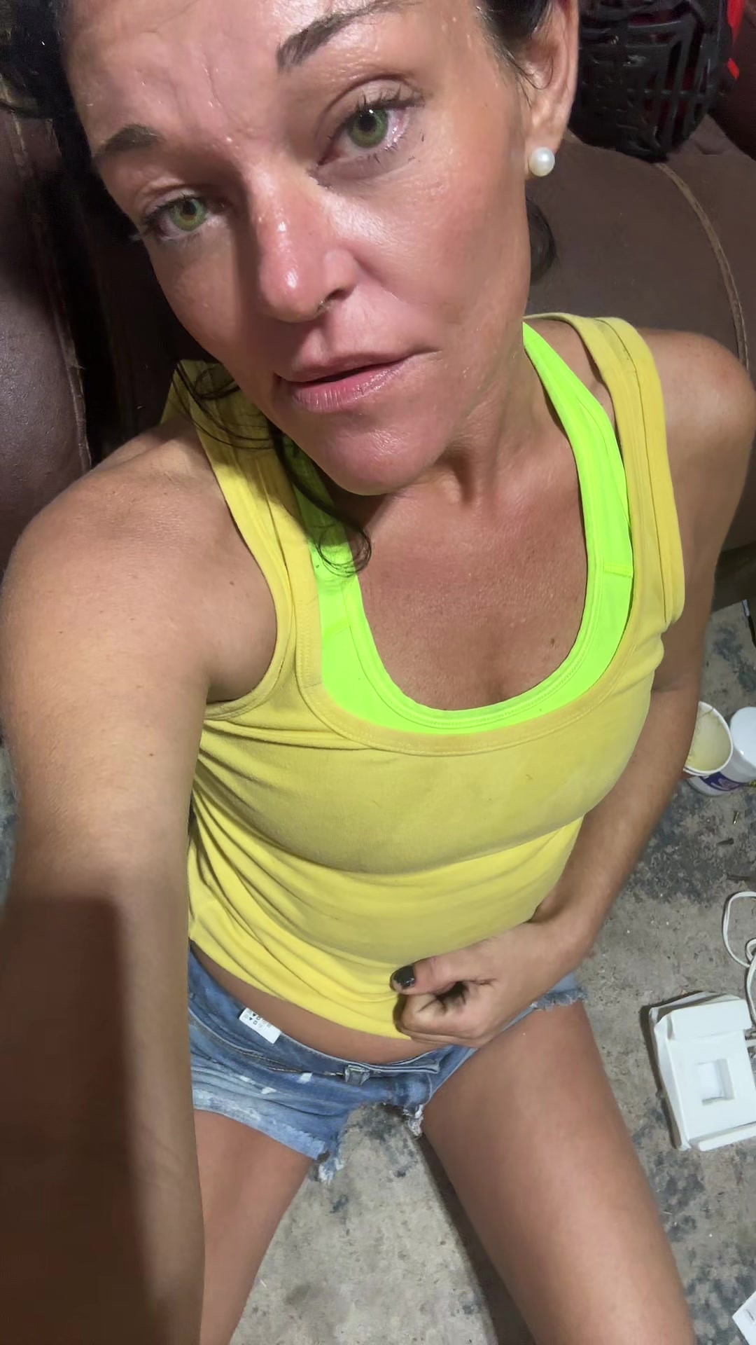 @CC