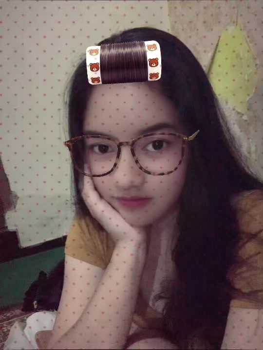 @Ellyn🍒