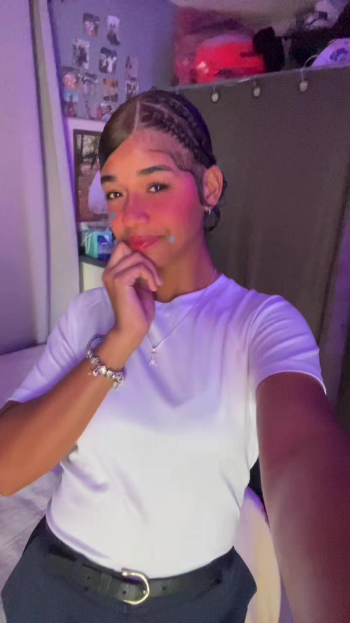 @🧚🏼&zwj;♀️