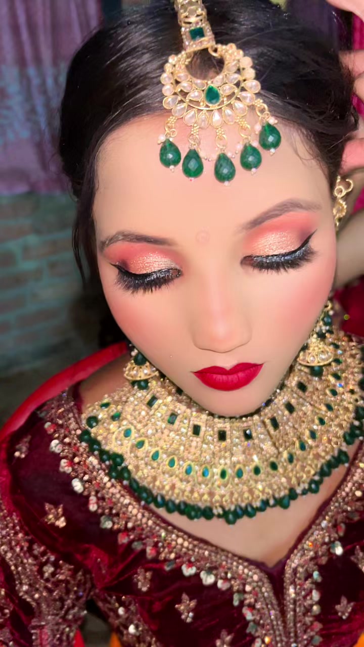@Aarti Beauty parlour