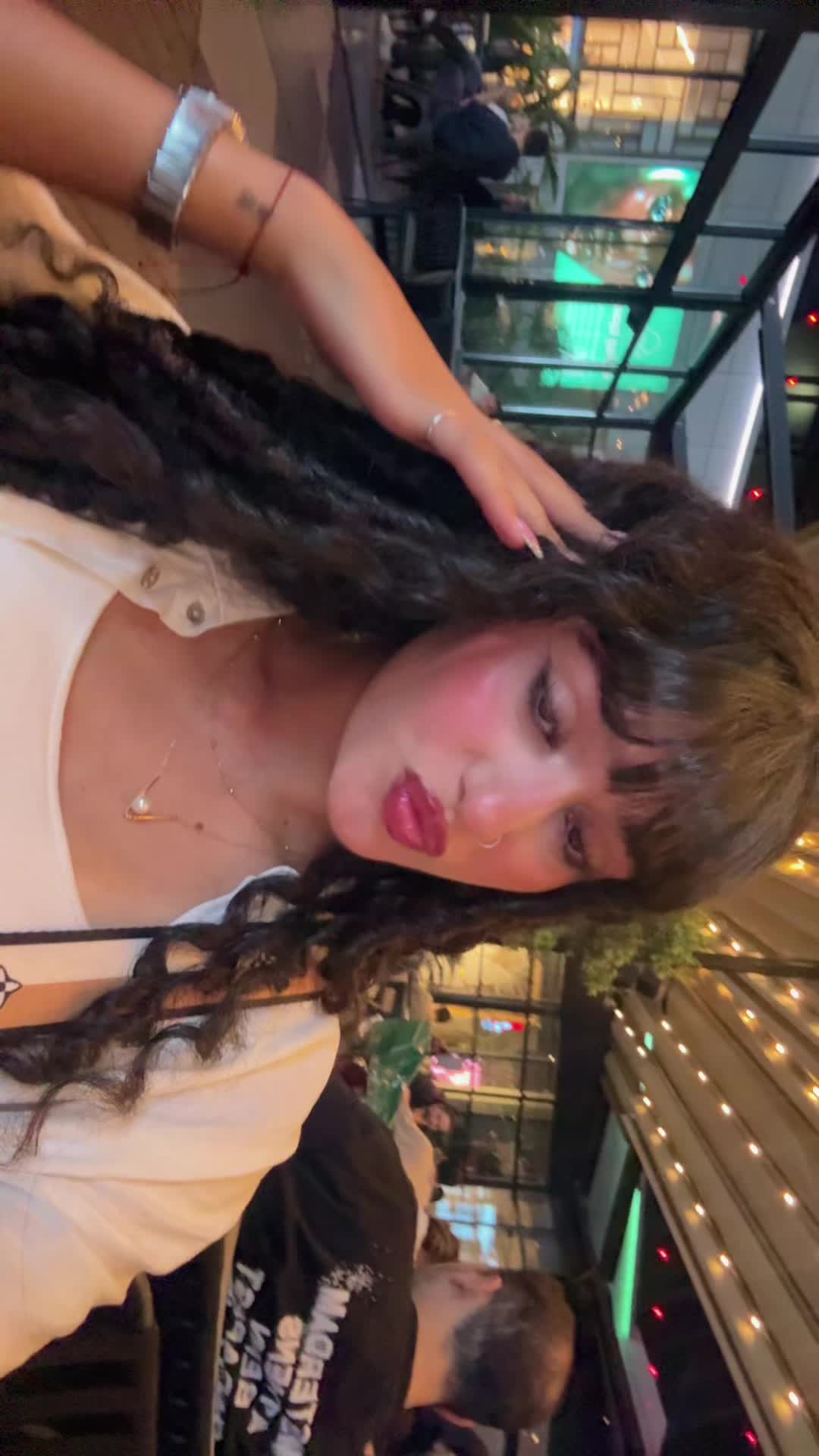 @iihelliyaa