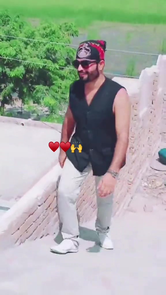 @𝐌𝐀𝐋𝐈𝐊💎🅰🅻🅸