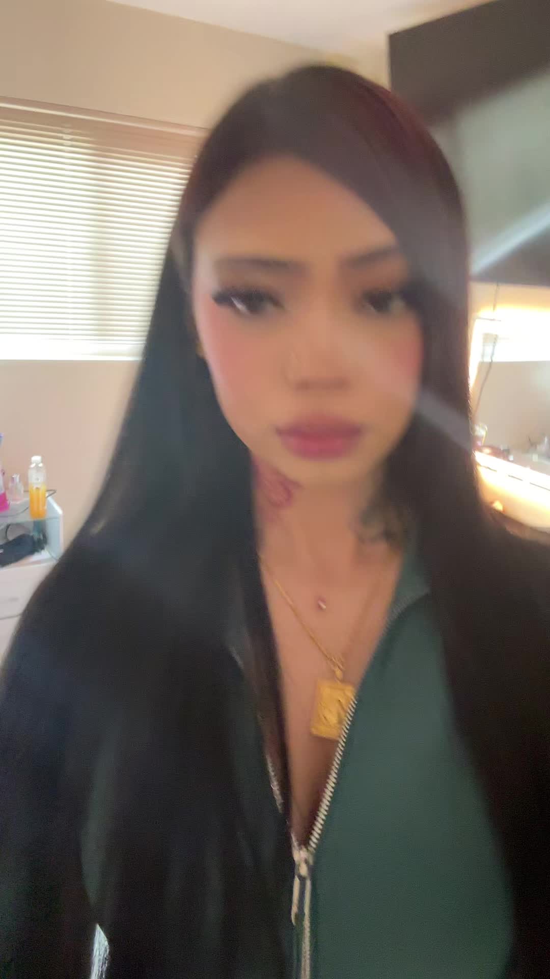 @Aysslin