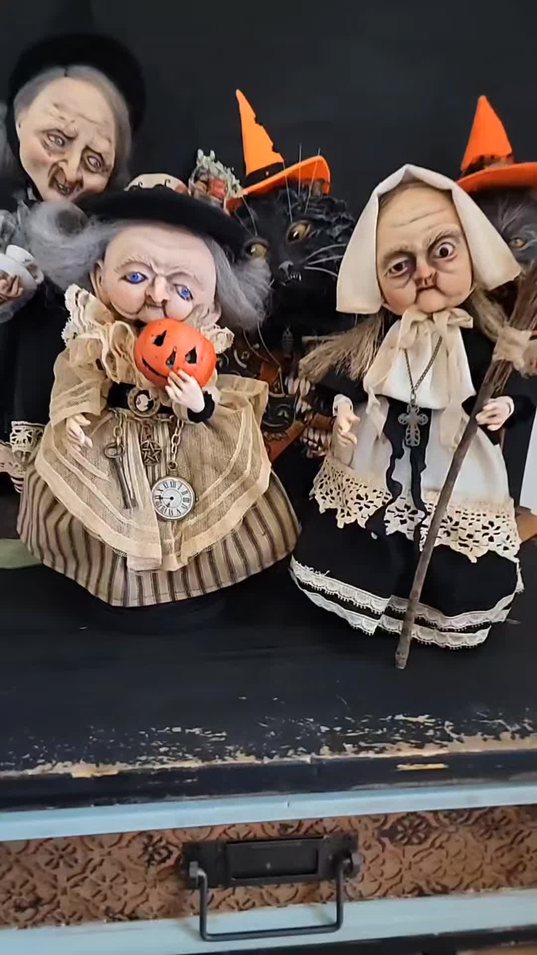 @The Circus Of Lost Dolls
