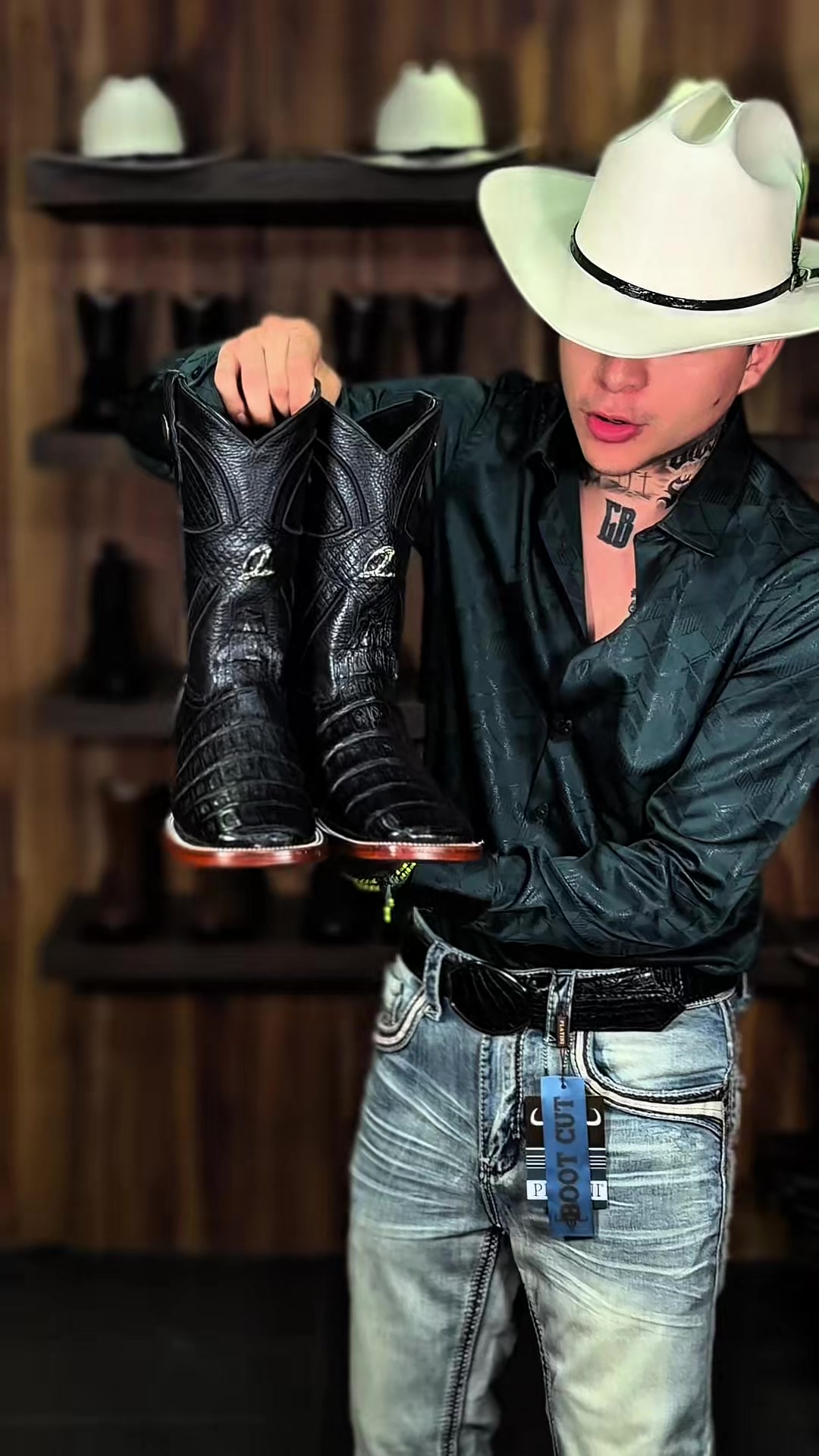 @El GUERO BOOTS