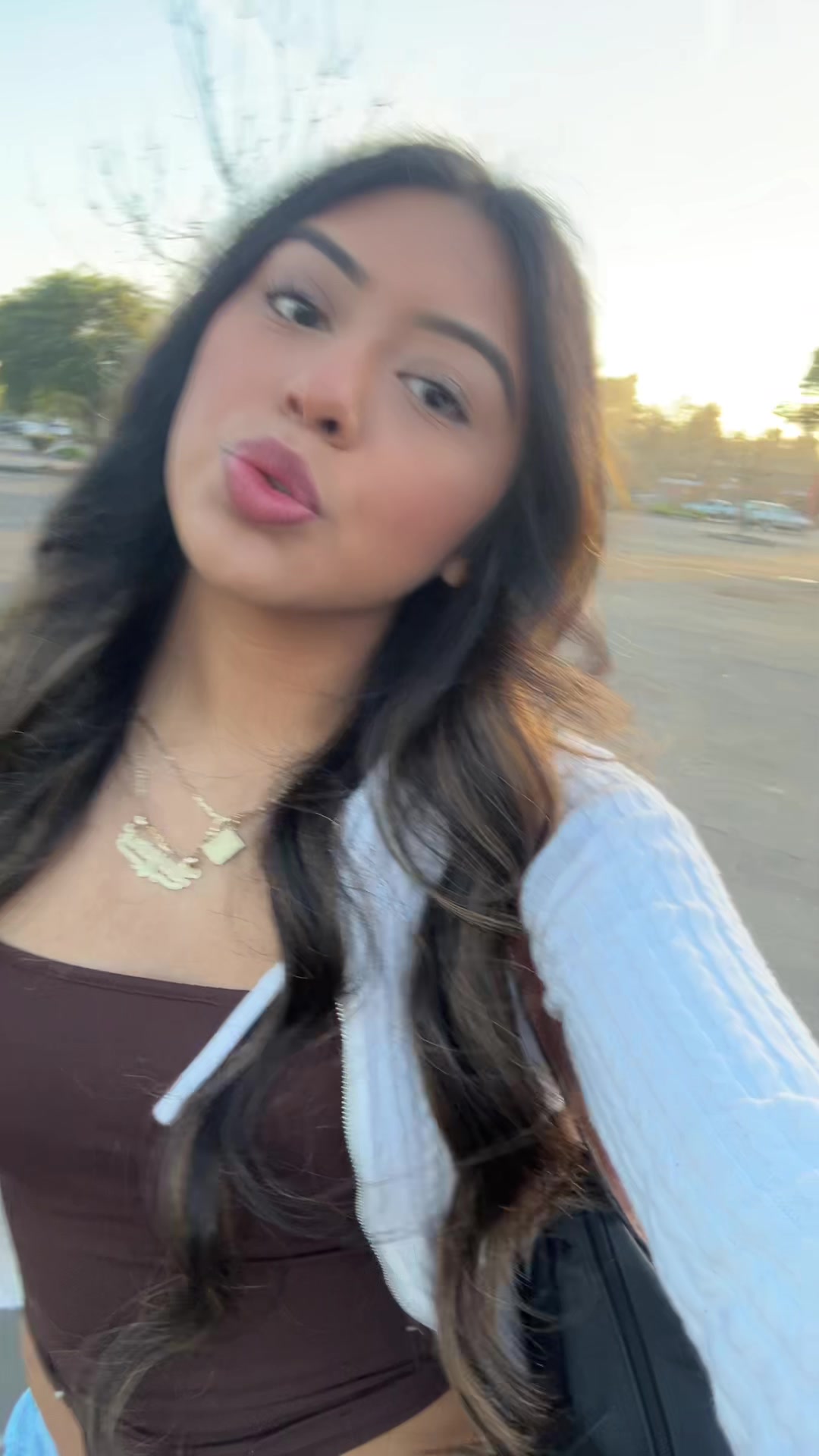 @️