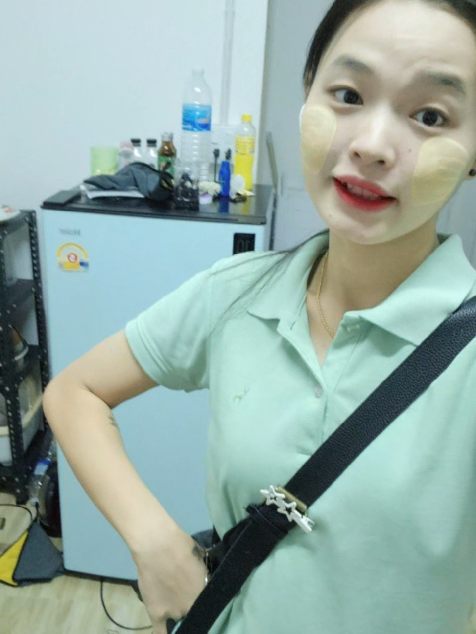 @Khin Gyi kyal