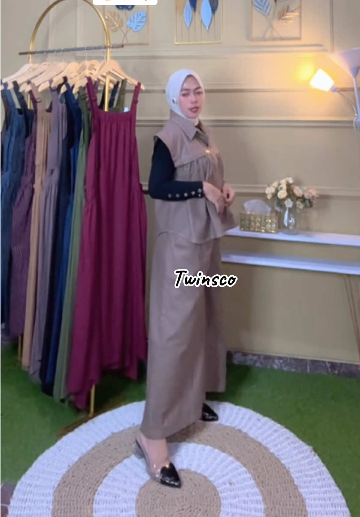 @Twinsco