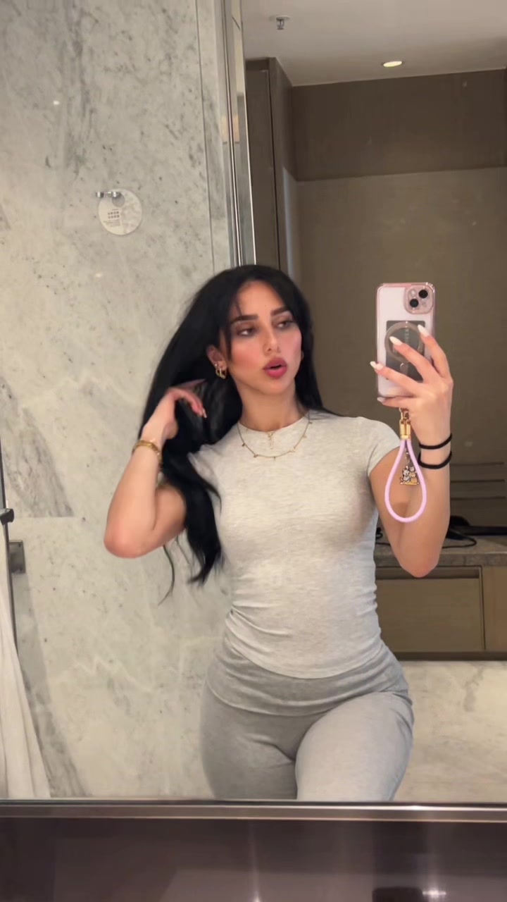 @𝒦𝒶𝓇𝒾𝓂𝒶 🇱🇧