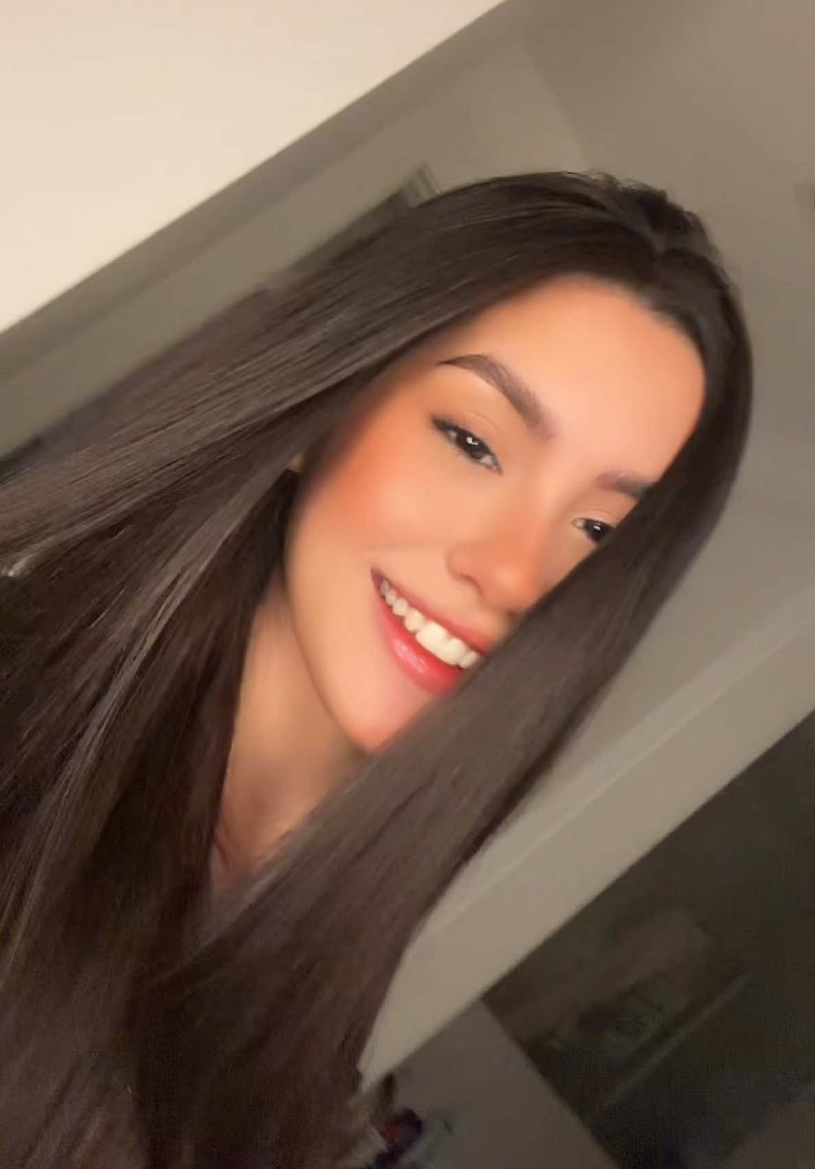 @L&iacute;via Ara&uacute;jo