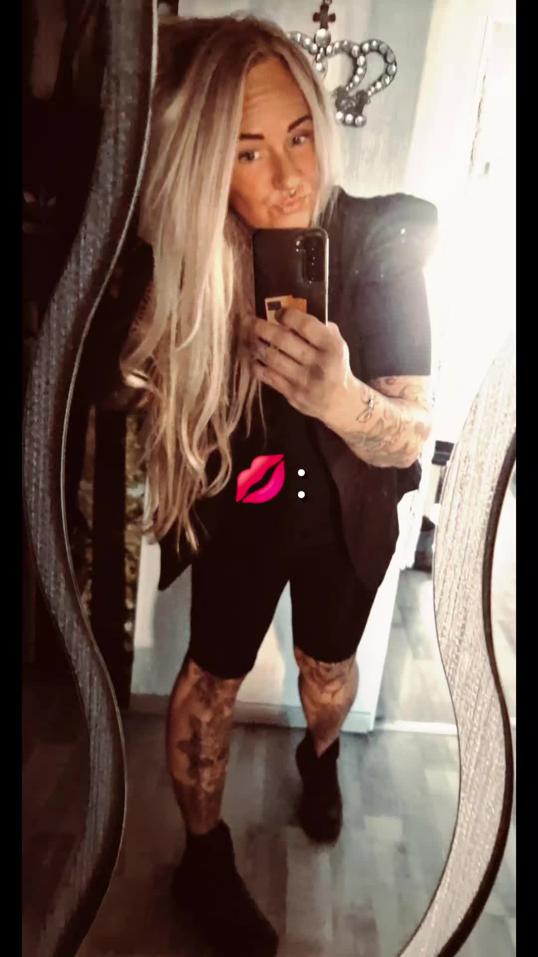 @AJ81